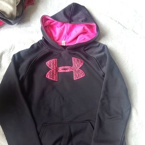 Under armour hoodie YXL